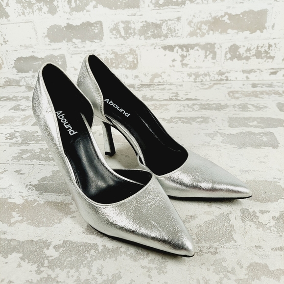NEW Abound Iris D'orsay Silver Faux Leather Pointy Toe Pumps P208 - Picture 4 of 15